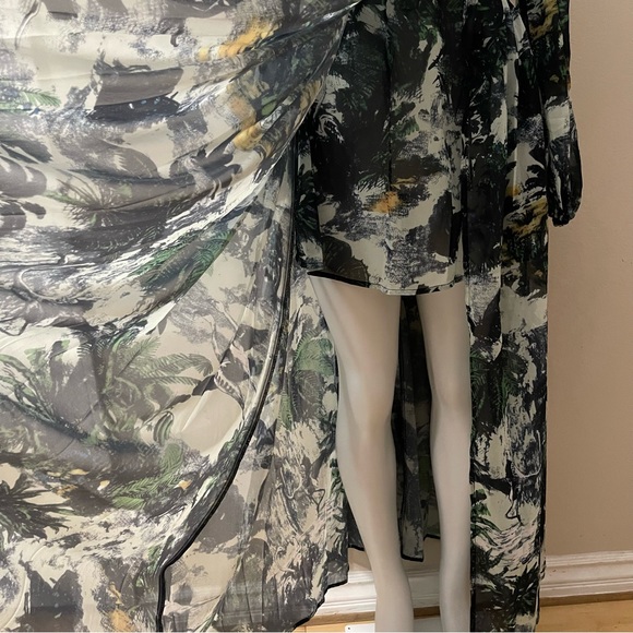 Green multi color backless long sleeve high slit ring cutout  maxi dress - Picture 10 of 11